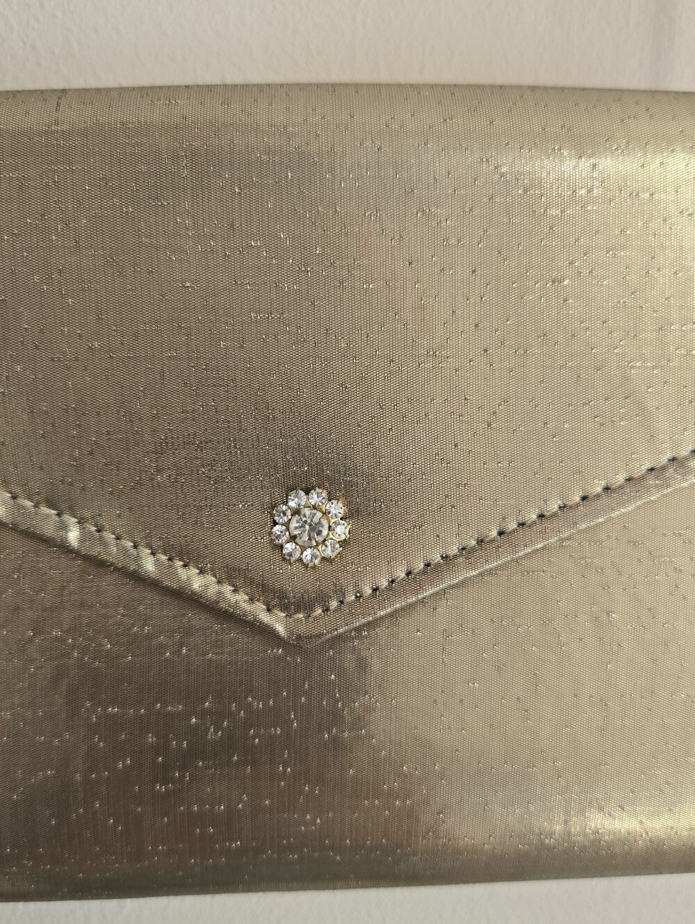 Vintage Gold Foldover Envelope Clutch Metallic Evening Purse with Chain - Picture 3 of 16